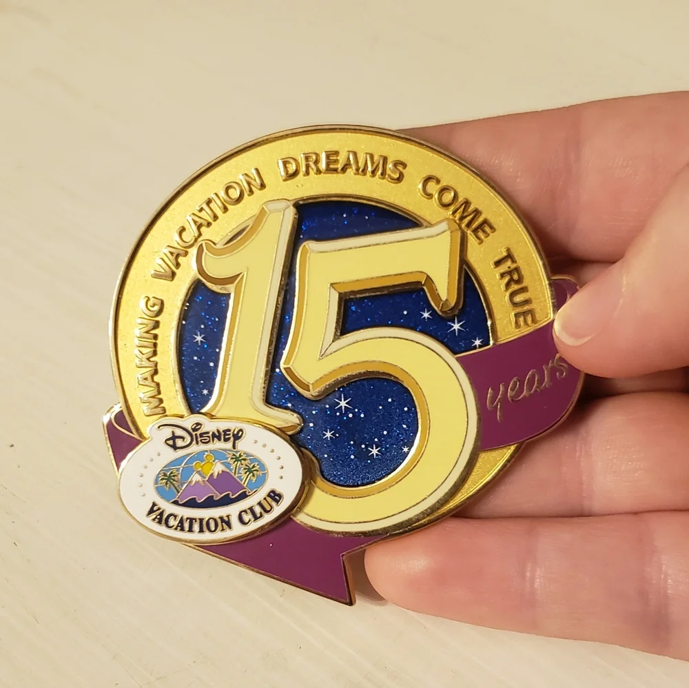 Disney Vacation Club Pin 15 years Making Vacation Dreams Come True